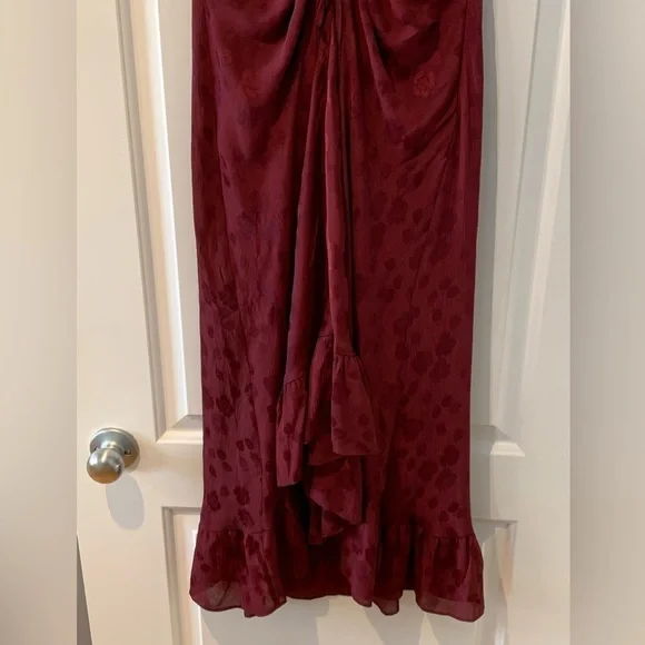 NWT Max Studio Dress Maxi Ruffled Hem Size XS Burgundy Raspberry Color - Picture 2 of 16